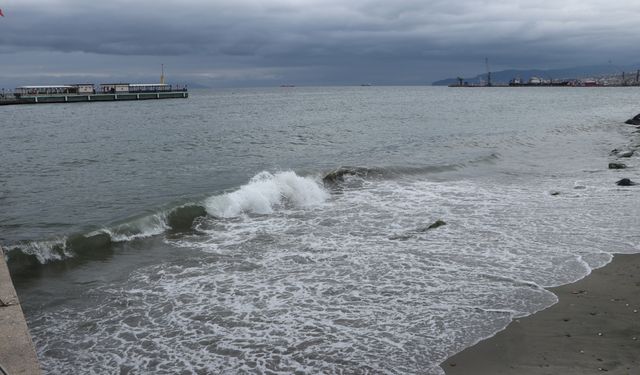 Tekirdağ'da deniz ulaşımına poyraz engeli