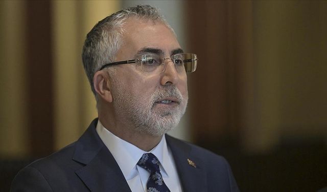 Çalışma ve Sosyal Güvenlik Bakanı Işıkhan, işçilerle bir araya geldi