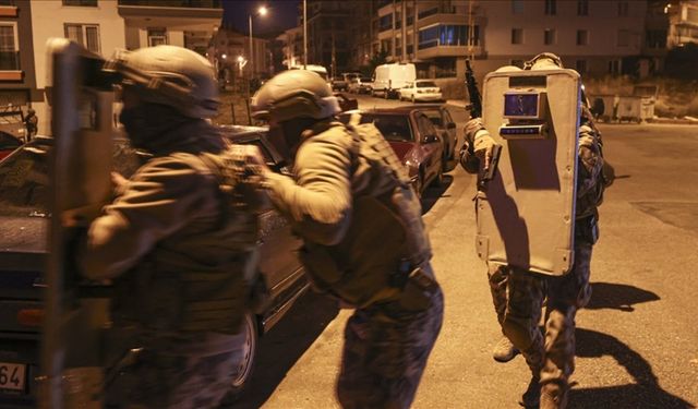 Sosyal medyadaki zehir ağına operasyon: 305 gözaltı