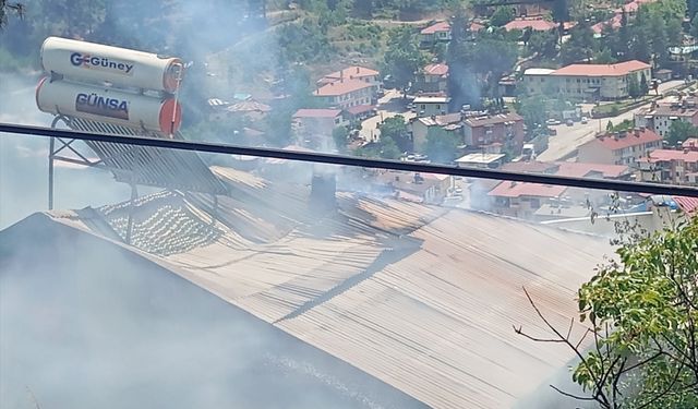 Adana'da evde çıkan yangın söndürüldü