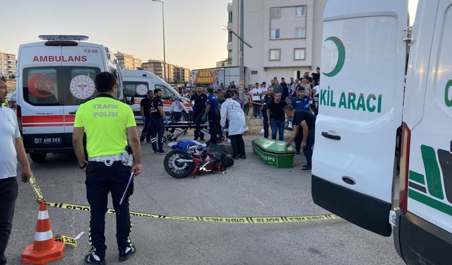 Gaziantep'te otomobil ile çarpışan motosikletin sürücüsü öldü