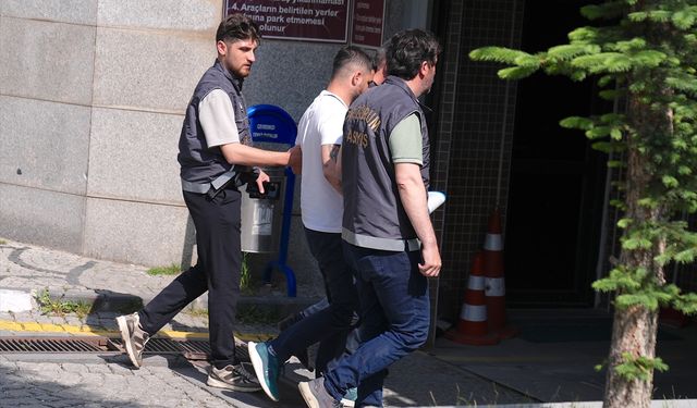 Erzurum'da bıçaklı kavgada 3 kişi yaralandı