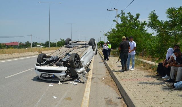 Muş'ta otomobil ile hafif ticari araç çarpıştı, 6 kişi yaralandı