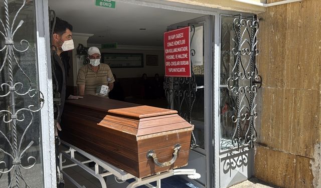 Sivas'ta KKKA hastalığı şüphesiyle tedavi gören kişi öldü