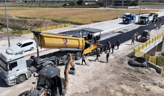 Konya Karaaslan Mahallesi’ne sıcak asfalt