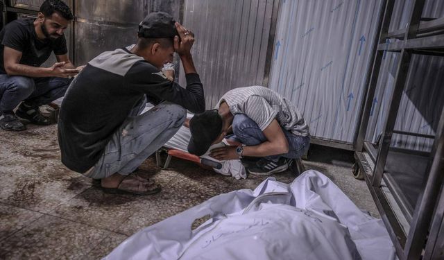 Dünyaca ünlü sanatçılar Gazze'deki soykırıma kayıtsız kalmıyor