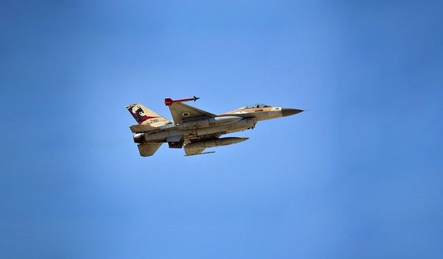 İsrail'den saldırı hazırlığı! Uçakların menzilleri artırıldı