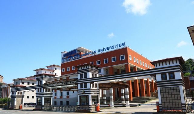 Recep Tayyip Erdoğan Üniversitesi 10 Öğretim Üyesi Alımı Yapacak: Başvuru Şartları Neler?