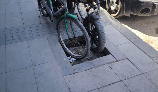 Van Merkez Sıhke Caddesi’nde tehlikeli kaldırımlar vatandaşı mağdur ediyor