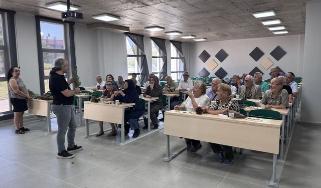Zonguldak'ta 60 yaş üstü bireyler "üniversiteli" oldu