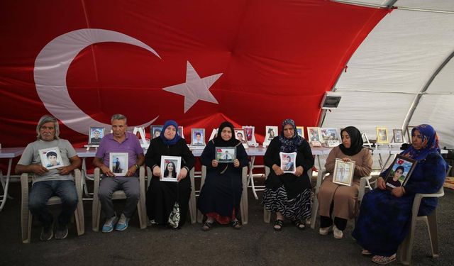 Terörsüz Türkiye'ye Diyarbakır annelerinden destek