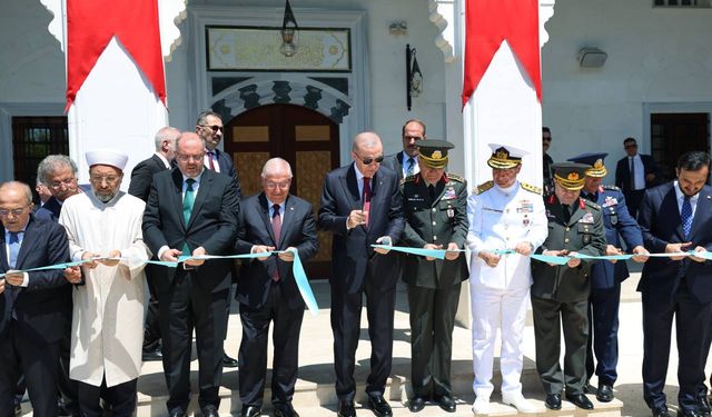 Başkan Erdoğan: Camilerimiz Selçuklu zarafetini taşıyor