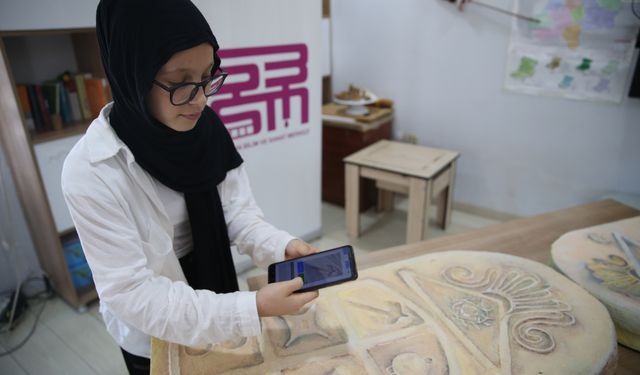 BİLSEM öğrencileri, Roma dönemi mezar taşlarındaki sembollere ışık tutuyor