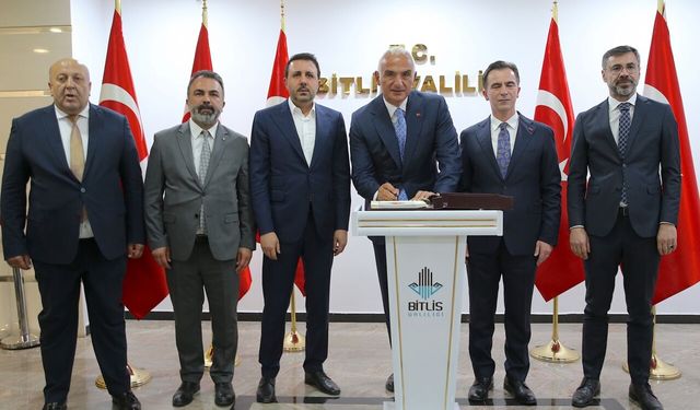 Bakan Ersoy, Bitlis'te konuştu