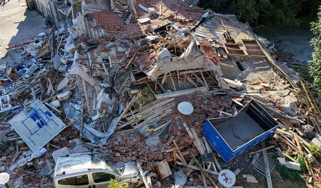 Balıkesir'de 786 artçı sarsıntı kaydedildi