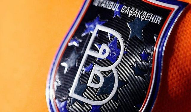 Başakşehir-Zenit veteranlar maçında dostluk kazandı