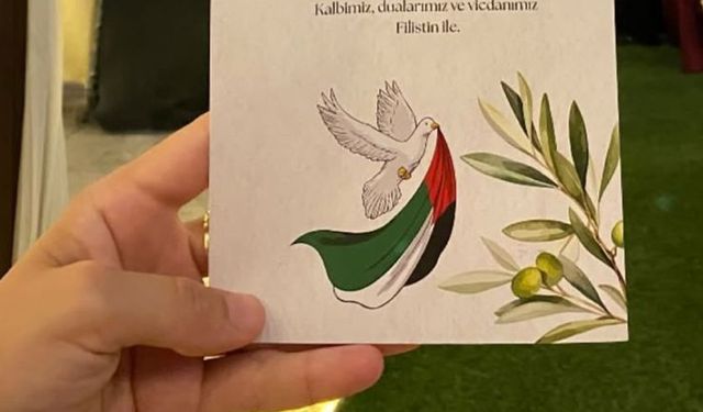 Düğün gecesinde Gazze için duygulandıran hediye