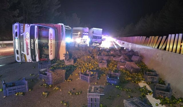 Adana'da zincirleme trafik kazası: 1 kişi ağır yaralandı