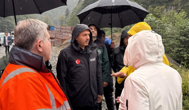 Rize'de sağanak etkili oluyor