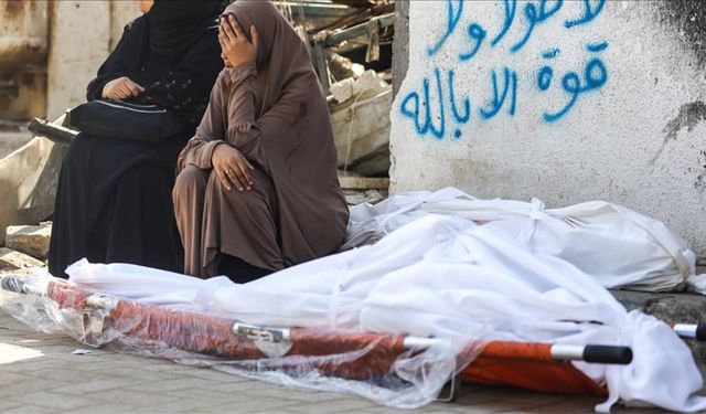 Katil İsrail Gazze'de açtığı ateş sonucu bir kişi katledildi