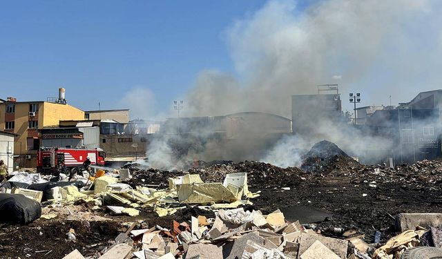 İzmir’de yangın ve çevre alarmı! Çöpler ateşe veriliyor