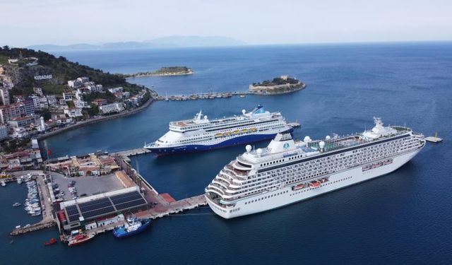 Marmaris'e 'Europa 2' kruvaziyeriyle 483 yolcu geldi