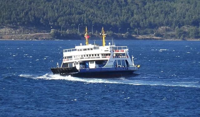 Tekirdağlı balıkçılar şiddetli lodos nedeniyle ava çıkamıyor