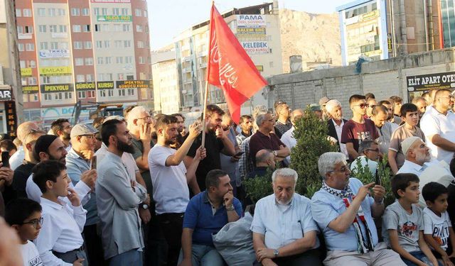 Van’da ‘Küresel Sumud Filosu’na Anlamlı Destek