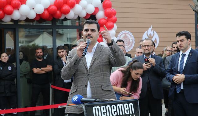 AK Parti Genel Sekreteri İnan, Menemen'de Dijital Deneyim Merkezi'nin açılışına katıldı