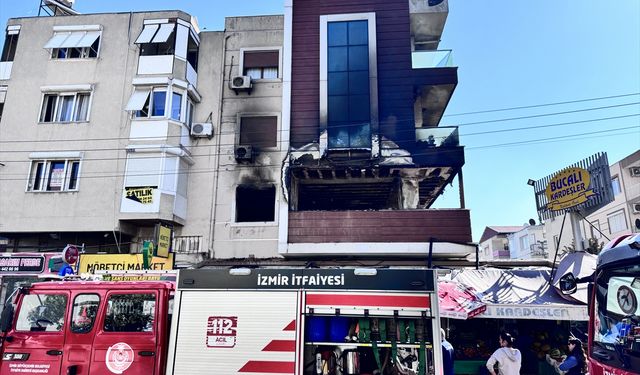 İzmir'de apartman dairesinde çıkan yangın hasara yol açtı