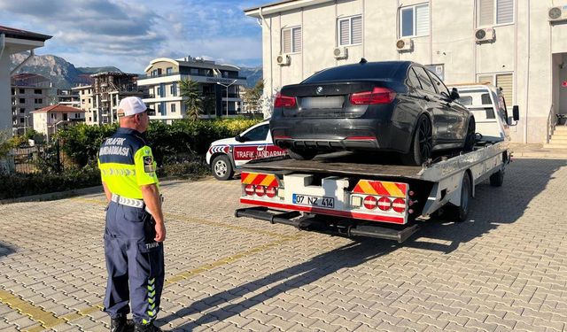 Antalya'da drift atan sürücüye 92 bin 784 lira ceza