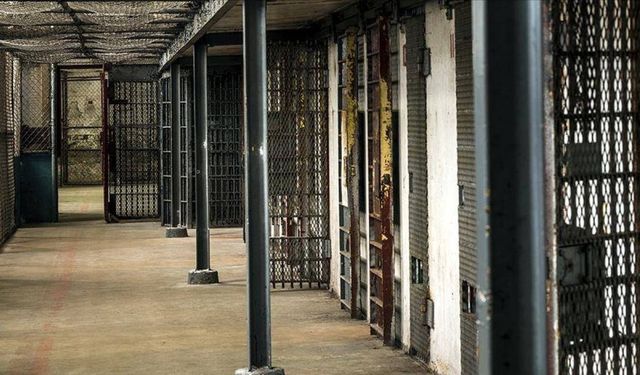 İsrail cezaevlerindeki 49 Filistinli kadın tacizle karşı karşıya