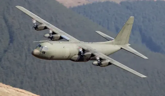 ABD'ye ait iki C-130 nakliye uçağı yok edildi