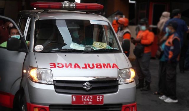 Endonezya'da camide patlama: 54 yaralı