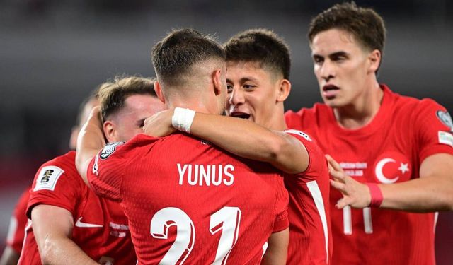 Türkiye-Romanya maçında Fransız hakem yönetecek