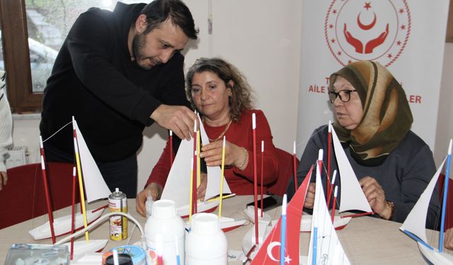 Şehit yakınları ve gaziler Sinop'ta sanatla sosyalleşiyor