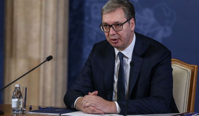 Sırp lider, yaptırım uygulanan petrol rafinerisinin ABD'den ruhsat alamadığını ve kapanacağını duyurdu