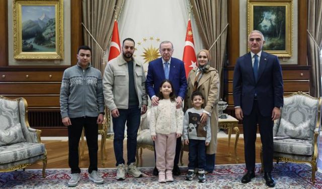 Erdoğan Filistinli Rajab'ın aile fertlerini kabul etti