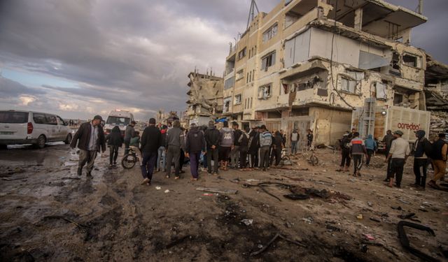 Katil İsrail 4 Filistinliyi daha katletti