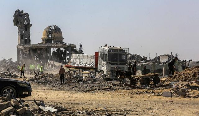 Gazze'ye son iki günde tüm insani yardım hareketleri engellendi