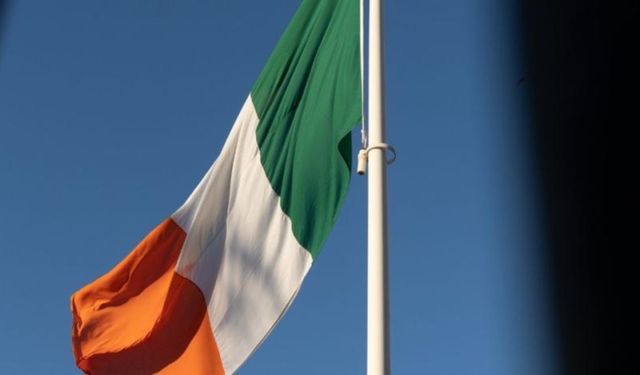 İrlanda Başbakanı Martin, Beyrut'ta Lübnanlı mevkidaşı Selam ile ikili ilişkileri görüştü