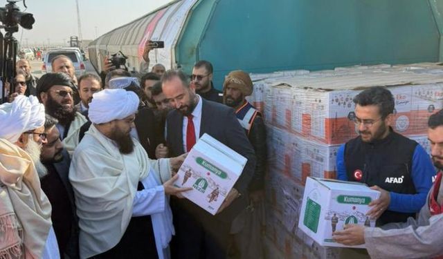 Türkiye'nin "24. İyilik Treni" Afganistan'da