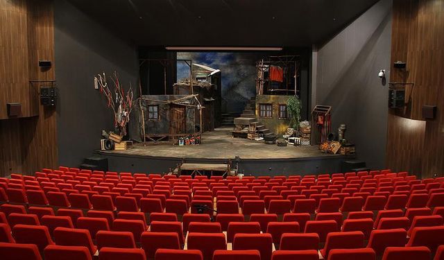 Tiyatro biletleri neden zam şampiyonu oldu?