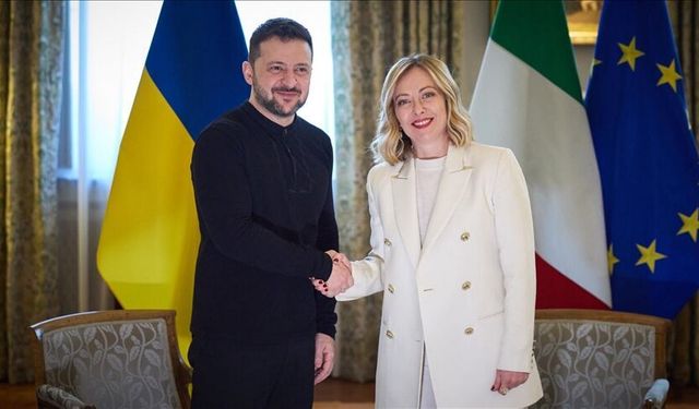Meloni, Ukrayna Devlet Başkanı Zelenskiy ile görüştü