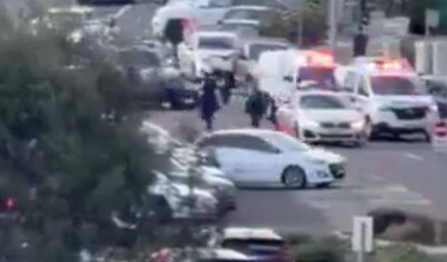 Yahudilerin partisine silahla daldı! Ölü sayısı artıyor