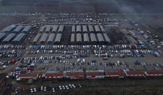 Şarkışla Canlı Hayvan Pazarı yeniden açıldı