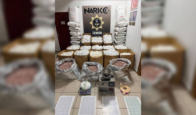 İzmir'de zehir tacirlerine ağır darbe! Rekor sayıda ele geçirildi