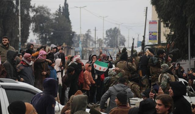 Suriyeliler eve dönüş sevinci yaşıyor