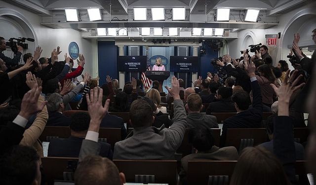 Beyaz Saray Sözcüsü İngiliz muhabirle tartıştı