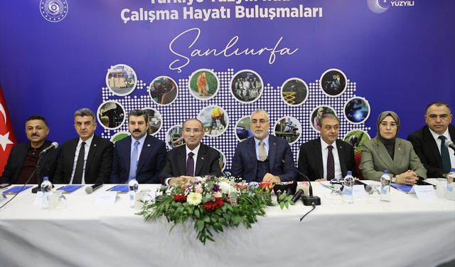 Çalışma ve Sosyal Güvenlik Bakanı Işıkhan, Şanlıurfa'da iş insanlarıyla bir araya geldi
